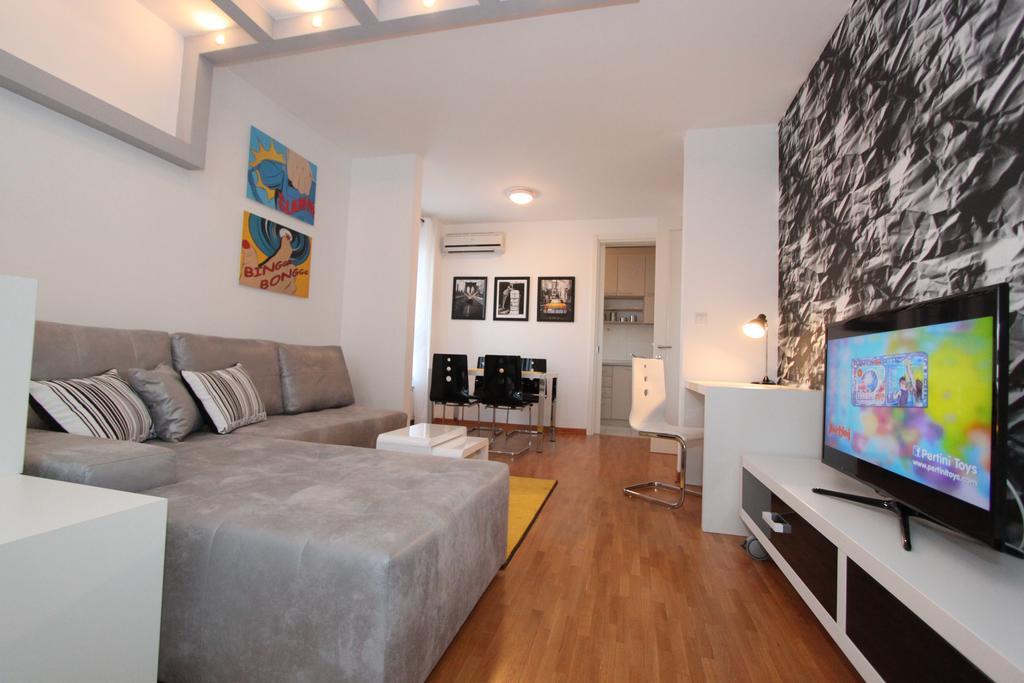 New Belgrade Apartment Neven, Parking 5 Evra Dan Luaran gambar