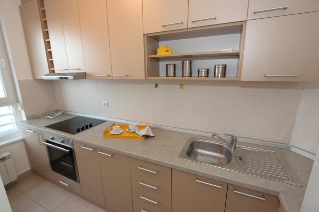 New Belgrade Apartment Neven, Parking 5 Evra Dan Luaran gambar